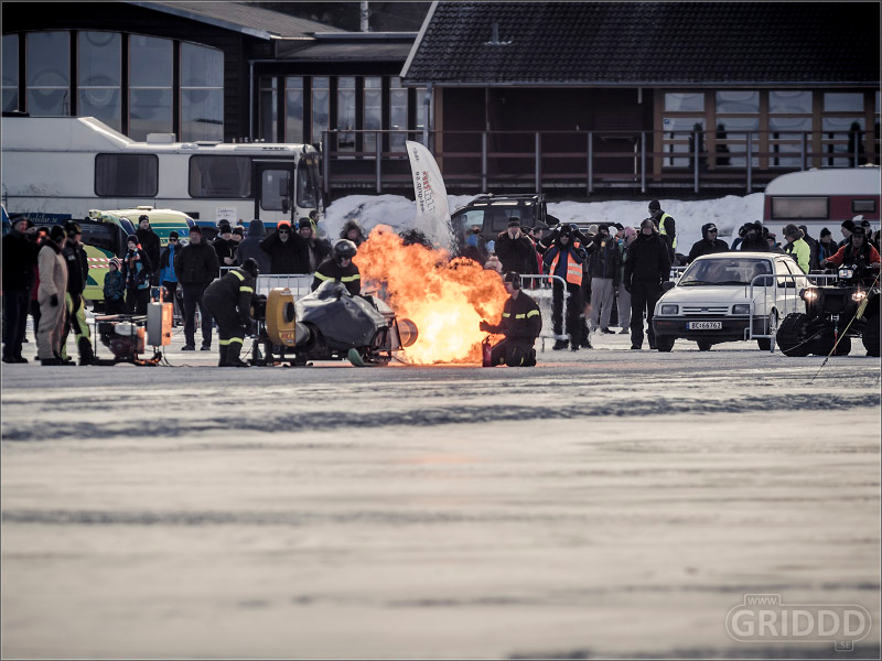 Illustration for article titled Every Vehicle Is Crazier Than The Last At Sweden's Wackiest Ice Race